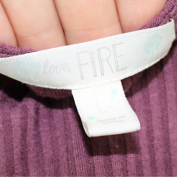 Purple stretchy ribbed mock neck sleeveless dress open waist size women’s Large - Picture 4 of 4